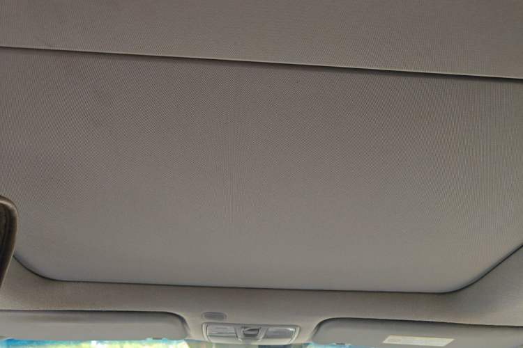 Used Hyundai Mistra 2016 1.8L Automatic Smart GLS Headliner