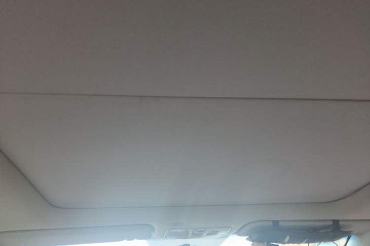Used Hyundai Mistra 2016 1.8L Automatic Smart GLS Headliner