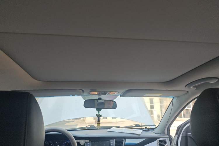 Used Hyundai Mistra 2016 1.8L Automatic Deluxe DLX Model Headliner