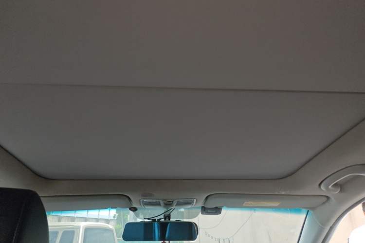 Used Hyundai Mistra 2016 1.8L Automatic Smart GLS Headliner