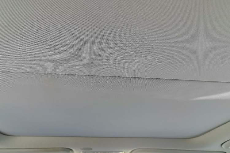 Used Hyundai Mistra 2016 1.6T Automatic Smart GLS Headliner