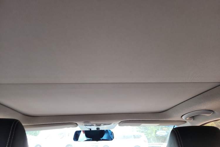 Used Hyundai Mistra 2016 1.6T Automatic Smart GLS Headliner