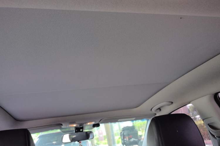 Used Hyundai Mistra 2016 1.8L Automatic Smart GLS Headliner
