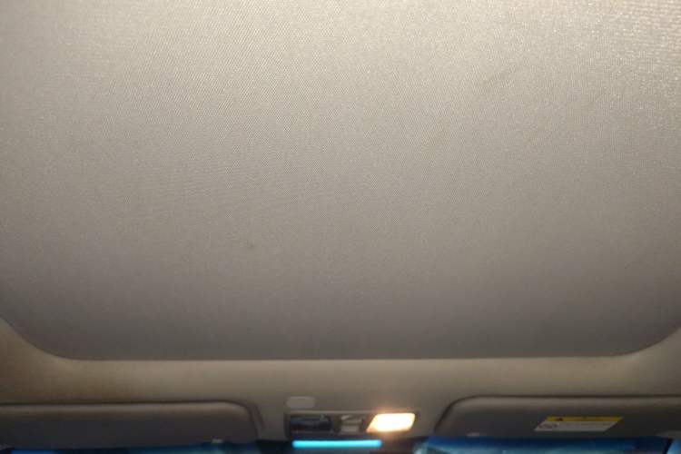 Used Hyundai Mistra 2016 1.8L Automatic Smart GLS Headliner