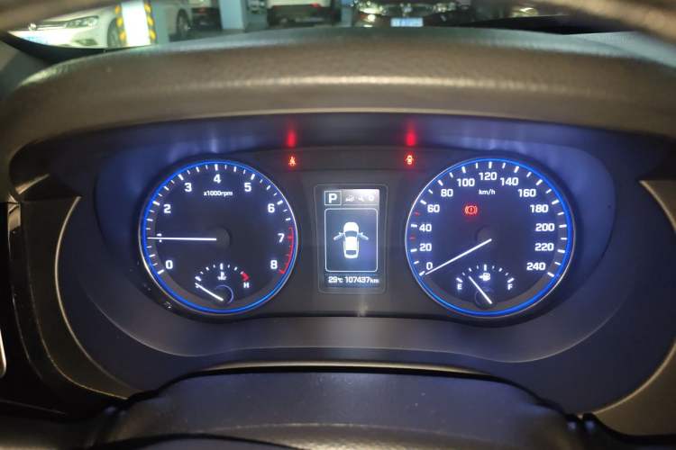 Used Hyundai Mistra 2016 1.8L Automatic Smart GLS Instrument Cluster