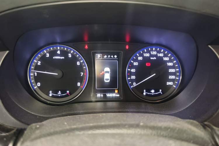 Used Hyundai Mistra 2016 1.8L Automatic Deluxe DLX Model Instrument Cluster