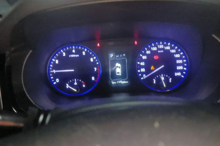Used Hyundai Mistra 2016 1.8L Automatic Smart GLS Instrument Cluster
