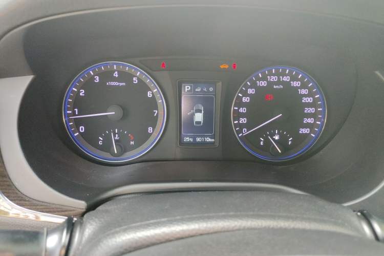 Used Hyundai Mistra 2016 1.6T Automatic Smart GLS Instrument Cluster