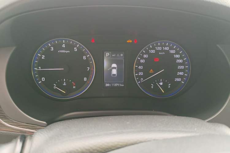 Used Hyundai Mistra 2016 1.6T Automatic Smart GLS Instrument Cluster