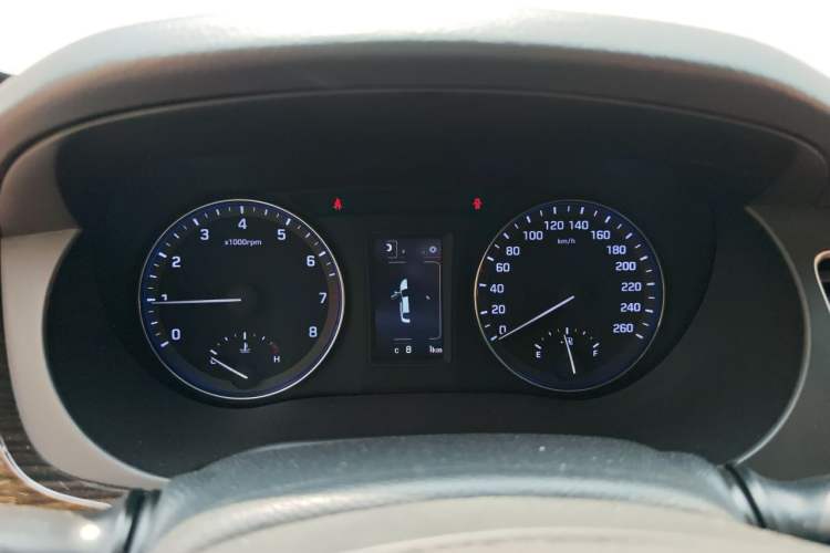 Used Hyundai Mistra 2016 1.6T Automatic Smart GLS Instrument Cluster
