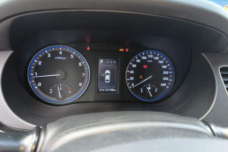 Used Hyundai Mistra 2016 1.8L Automatic Smart GLS Instrument Cluster