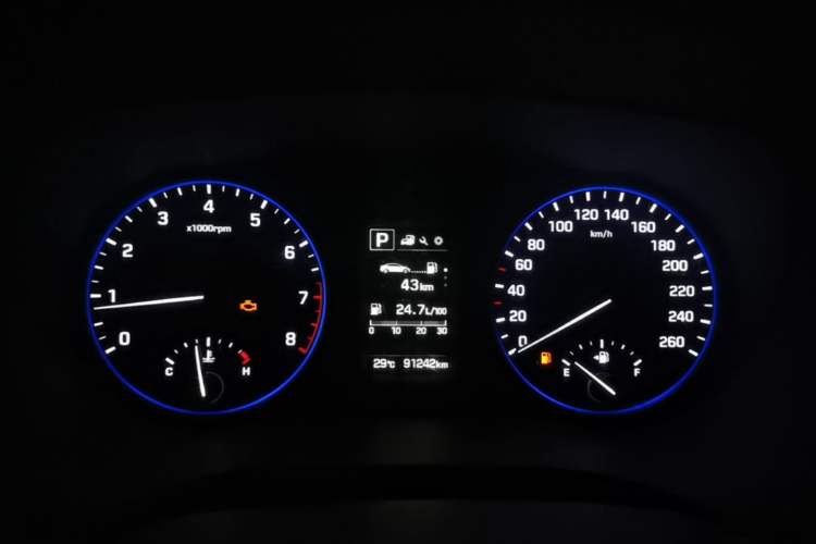 Used Hyundai Mistra 2016 1.6T Automatic Smart GLS Instrument Cluster