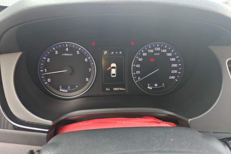 Used Hyundai Mistra 2016 1.8L Automatic Deluxe DLX Model Instrument Cluster