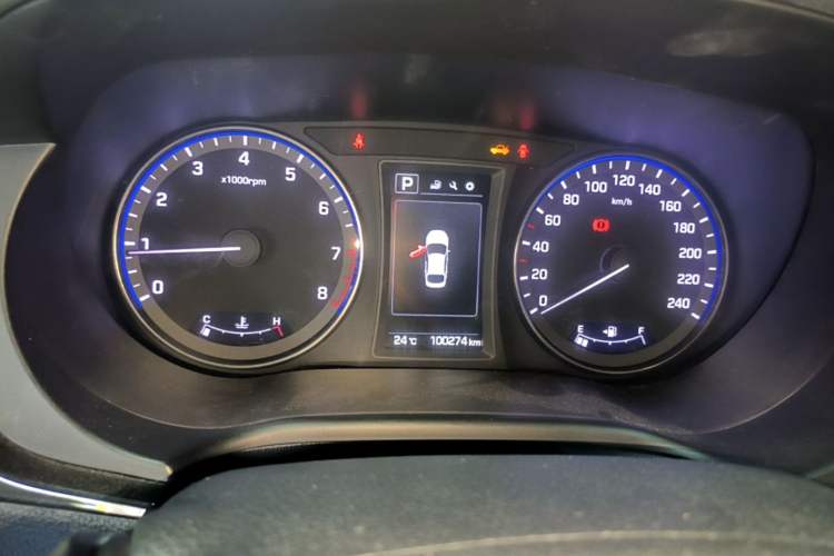 Used Hyundai Mistra 2016 1.8L Automatic Deluxe DLX Model Instrument Cluster
