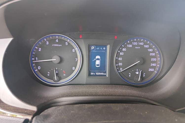 Used Hyundai Mistra 2016 1.6T Automatic Smart GLS Instrument Cluster