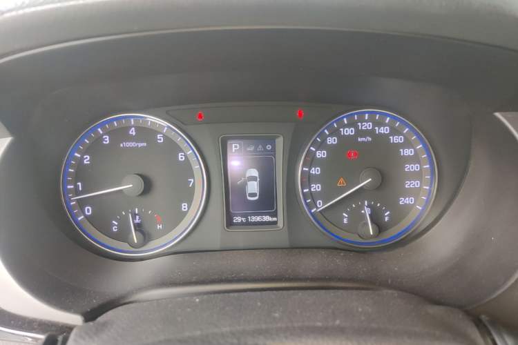 Used Hyundai Mistra 2016 1.8L Automatic Smart GLS Instrument Cluster