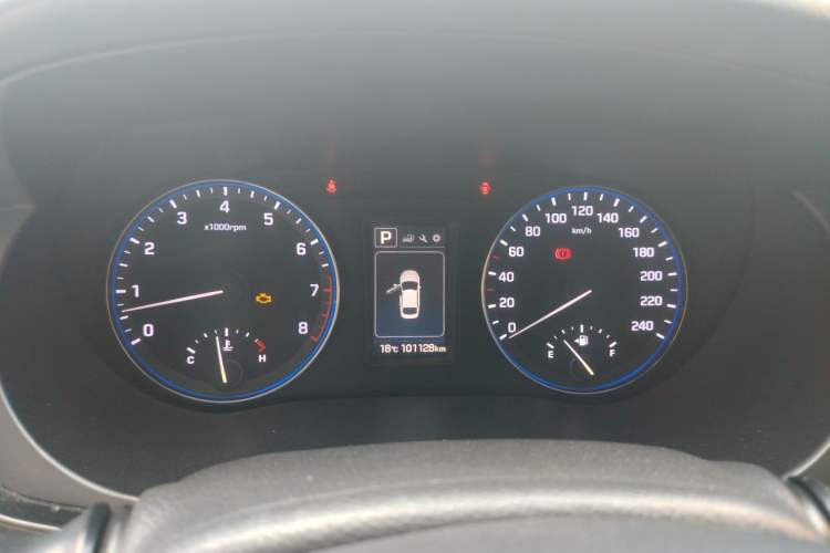 Used Hyundai Mistra 2016 1.8L Automatic Smart GLS Instrument Cluster