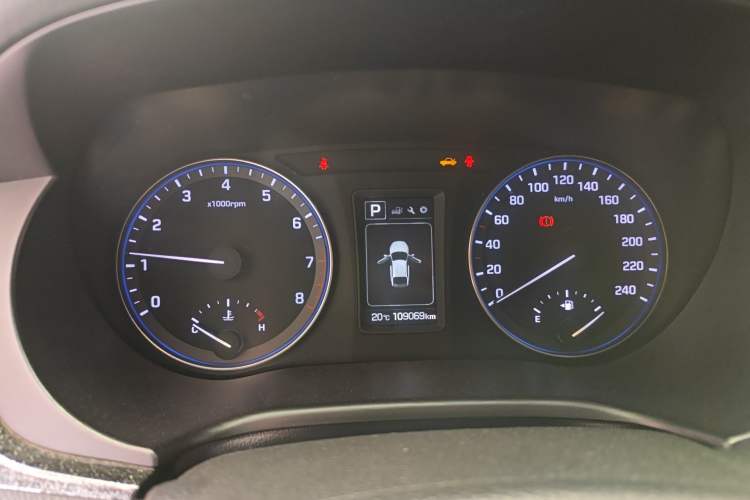 Used Hyundai Mistra 2016 1.8L Automatic Smart GLS Instrument Cluster