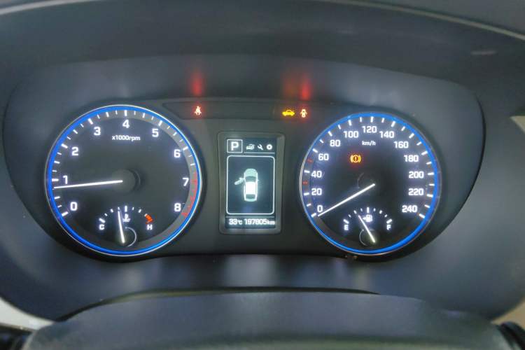 Used Hyundai Mistra 2016 1.8L Automatic Smart GLS Instrument Cluster