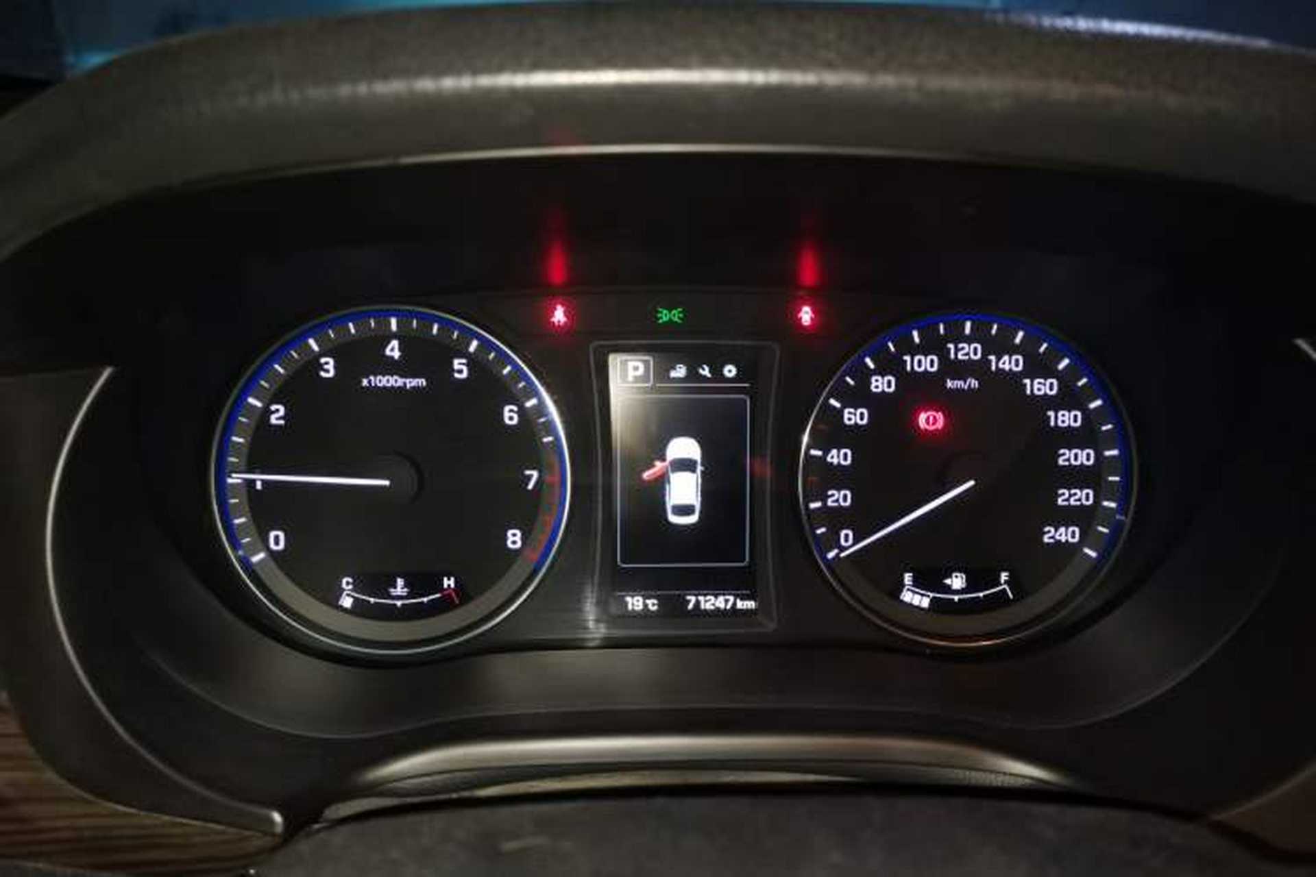 Used Hyundai Mistra 2016 1.8L Automatic Deluxe DLX Model Instrument Cluster