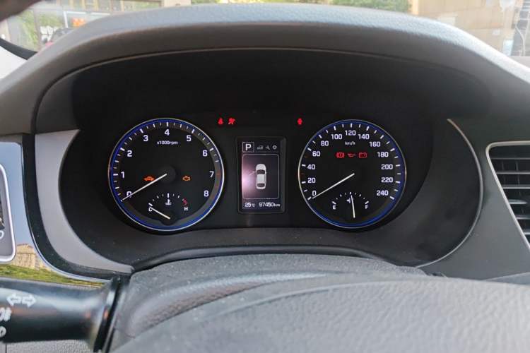 Used Hyundai Mistra 2016 1.8L Automatic Smart GLS Instrument Cluster
