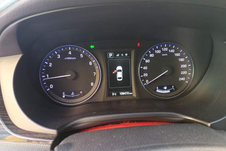 Used Hyundai Mistra 2016 1.8L Automatic Deluxe DLX Model Instrument Cluster