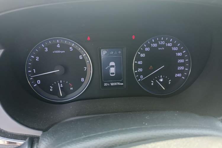 Used Hyundai Mistra 2016 1.8L Automatic Smart GLS Instrument Cluster