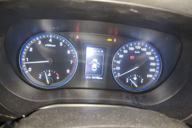 Used Hyundai Mistra 2016 1.8L Automatic Deluxe DLX Model Instrument Cluster