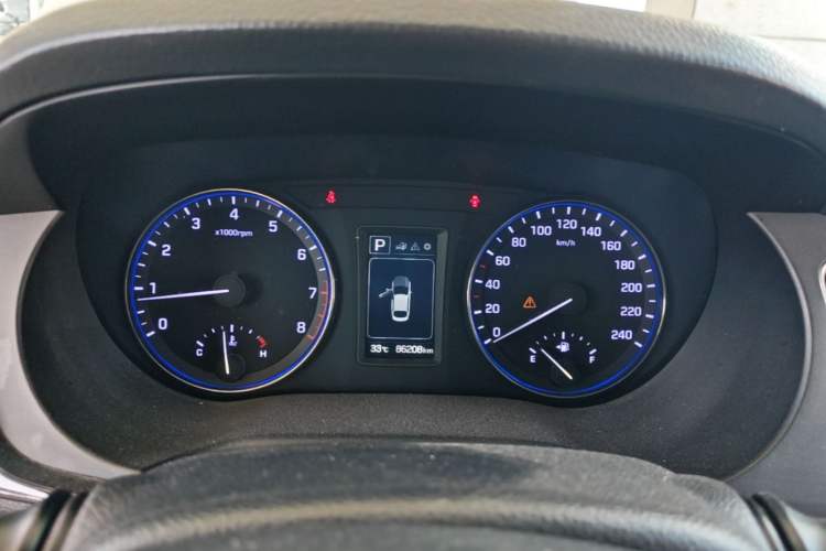 Used Hyundai Mistra 2016 1.8L Automatic Smart GLS Instrument Cluster