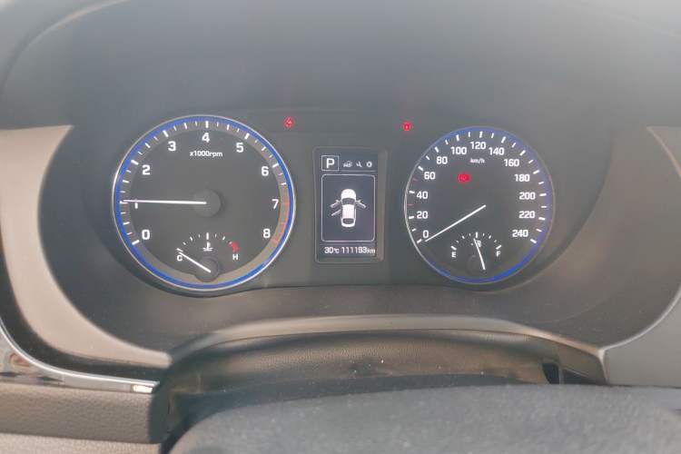 Used Hyundai Mistra 2016 1.8L Automatic Smart GLS Instrument Cluster