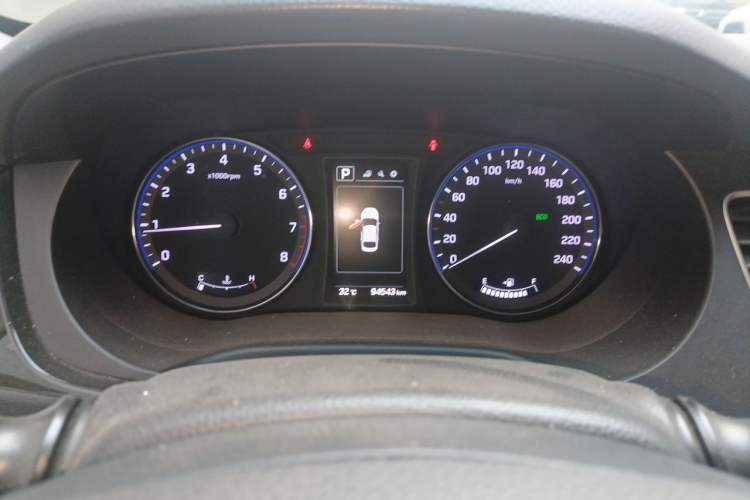 Used Hyundai Mistra 2016 1.8L Automatic Deluxe DLX Model Instrument Cluster