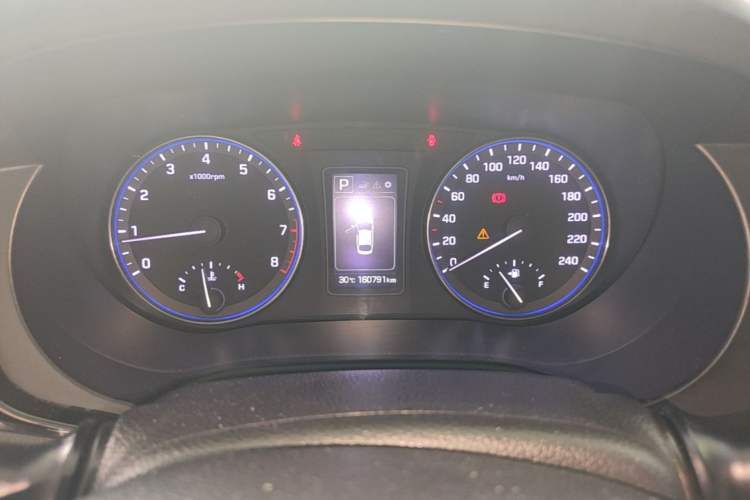 Used Hyundai Mistra 2016 1.8L Automatic Smart GLS Instrument Cluster