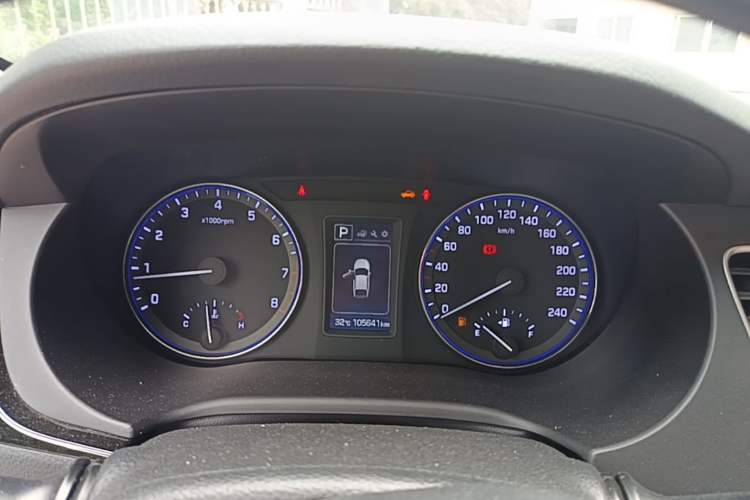 Used Hyundai Mistra 2016 1.8L Automatic Smart GLS Instrument Cluster