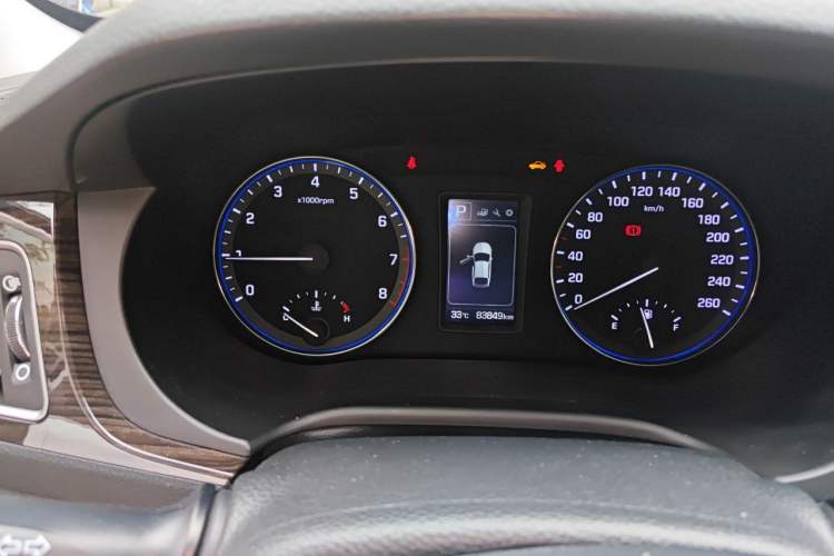 Used Hyundai Mistra 2016 1.6T Automatic Smart GLS Instrument Cluster