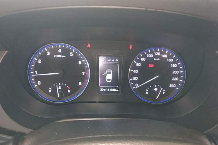 Used Hyundai Mistra 2016 1.8L Automatic Smart GLS Instrument Cluster