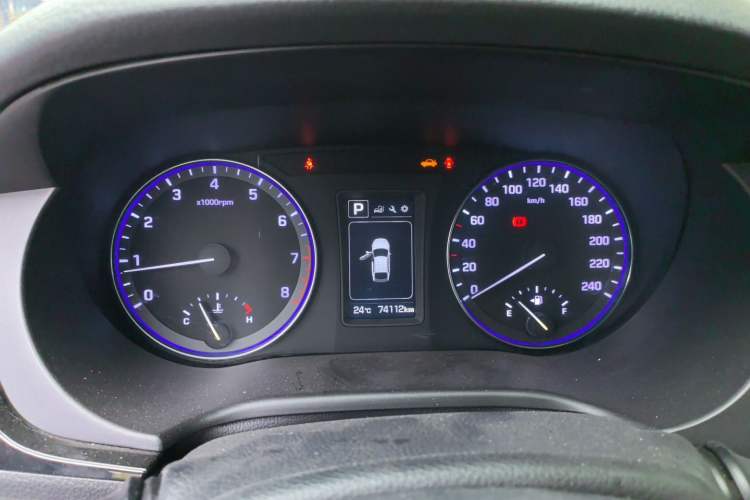 Used Hyundai Mistra 2016 1.8L Automatic Smart GLS Instrument Cluster