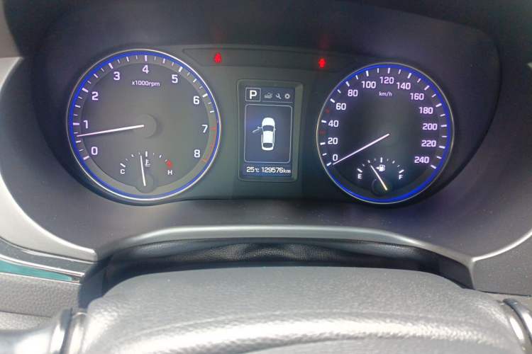 Used Hyundai Mistra 2016 1.8L Automatic Smart GLS Instrument Cluster