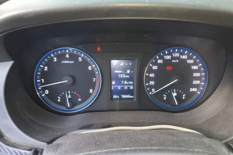 Used Hyundai Mistra 2016 1.8L Automatic Smart GLS Instrument Cluster