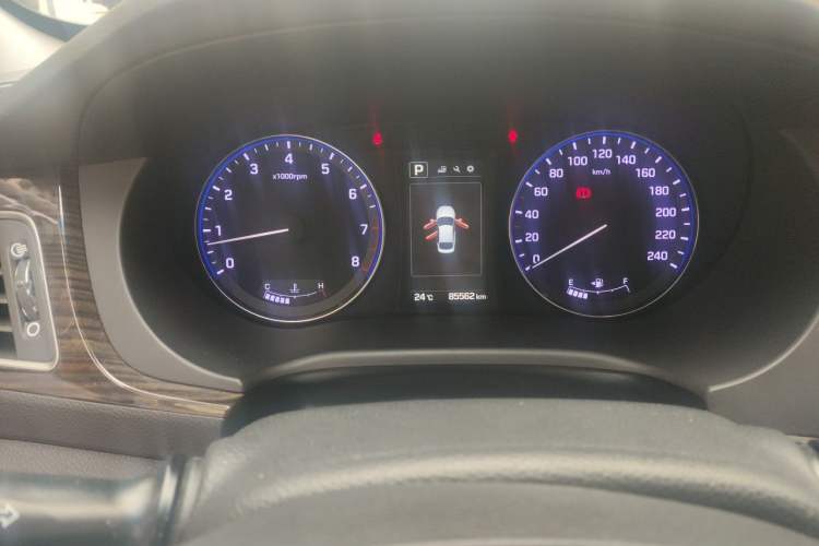 Used Hyundai Mistra 2016 1.8L Automatic Deluxe DLX Model Instrument Cluster