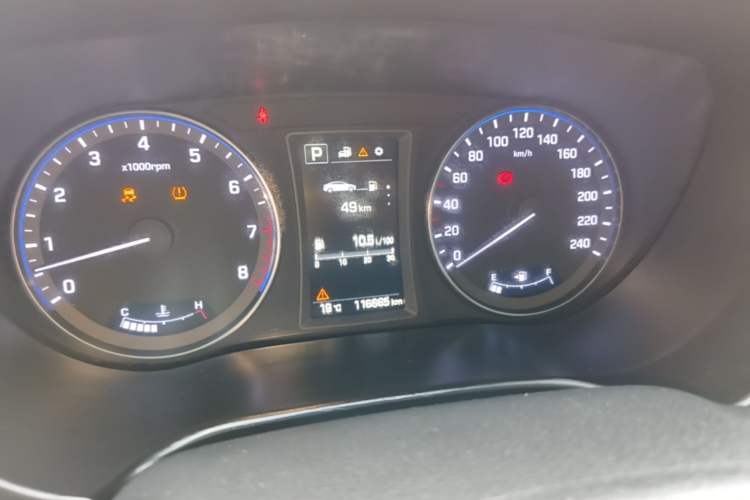 Used Hyundai Mistra 2016 1.8L Automatic Deluxe DLX Model Instrument Cluster