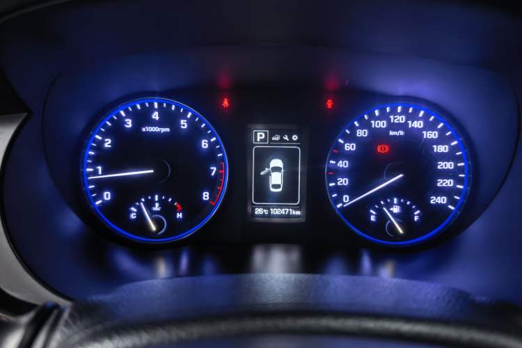 Used Hyundai Mistra 2016 1.8L Automatic Smart GLS Instrument Cluster