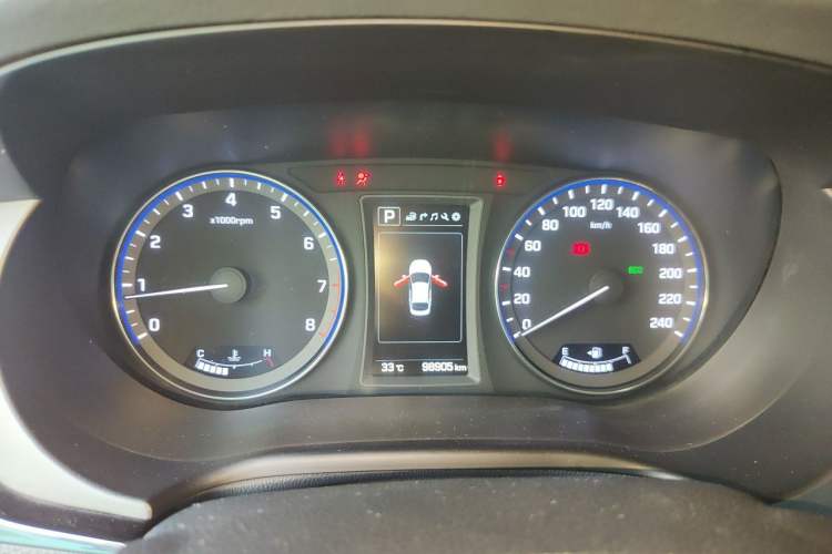 Used Hyundai Mistra 2016 1.8L Automatic Deluxe DLX Model Instrument Cluster