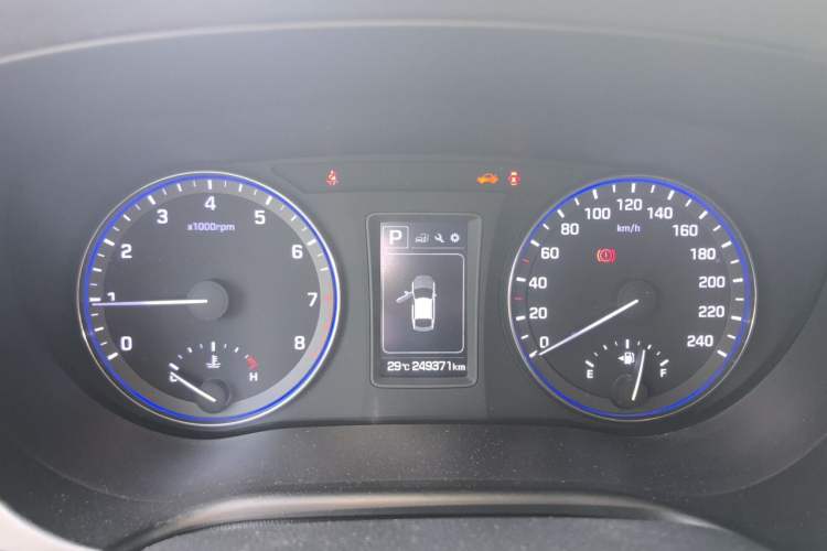 Used Hyundai Mistra 2016 1.8L Automatic Smart GLS Instrument Cluster