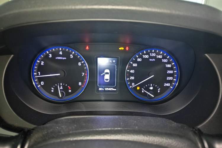 Used Hyundai Mistra 2016 1.8L Automatic Smart GLS Instrument Cluster
