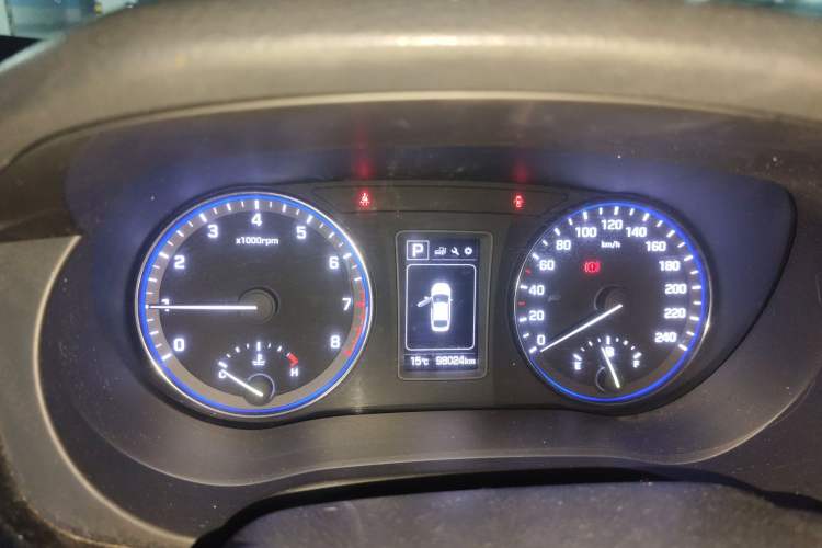 Used Hyundai Mistra 2016 1.8L Automatic Smart GLS Instrument Cluster