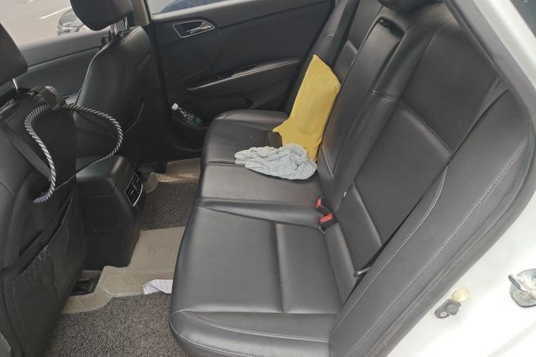 Used Hyundai Mistra 2016 1.8L Automatic Smart GLS Interior 4