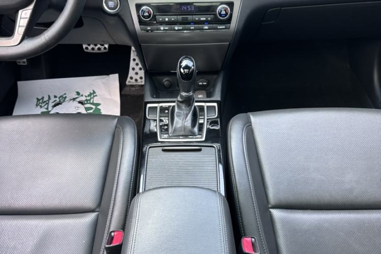 Used Hyundai Mistra 2016 1.8L Automatic Smart GLS Interior 5