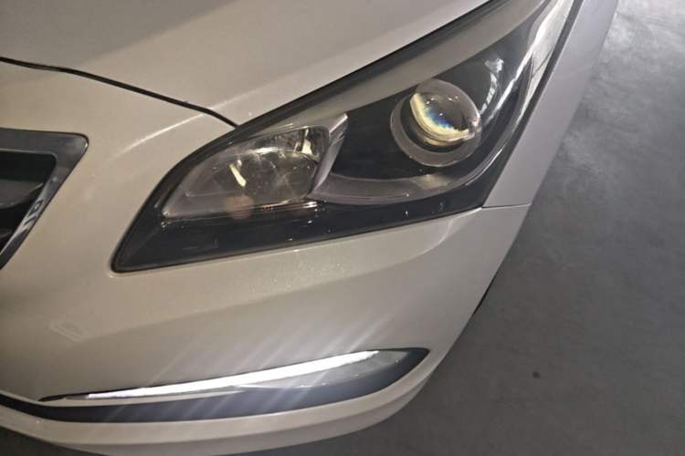 Used Hyundai Mistra 2016 1.8L Automatic Smart GLS Left Front Headlight
