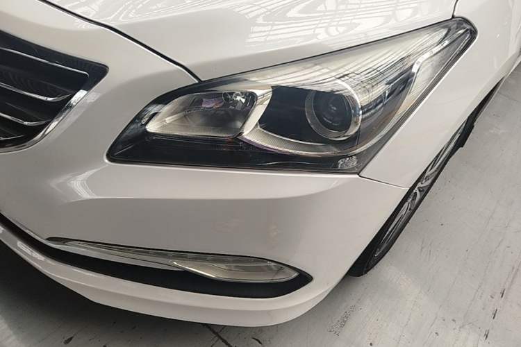Used Hyundai Mistra 2016 1.8L Automatic Smart GLS Left Front Headlight