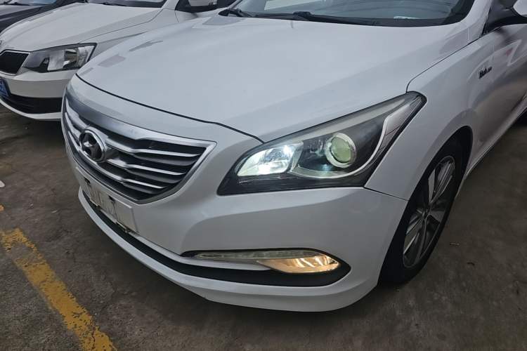 Used Hyundai Mistra 2016 1.6T Automatic Flagship TOP Model Left Front Headlight